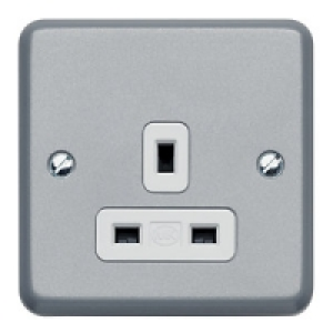 MK Metalclad 13A 1g Socket