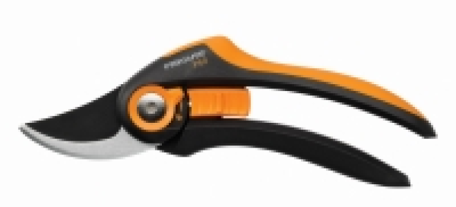 Fiskars P68 SmartFit Pruner Bypass £16.99