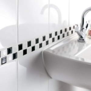 Wickes White Gloss Ceramic Wall Tile 250 x 200mm