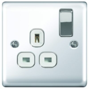 Wickes 13A Switched Socket 1 Gang Polished Silver Raised Pla