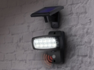 LIVARNO LUX LED Solar Spotlight £8.99
