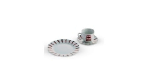 British Cup, Saucer and Cake Plate