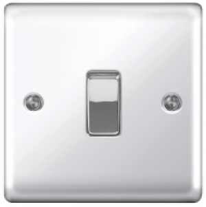 Wickes 10AX Light Switch 1 Gang 2 Way Polished Chrome Raised £2.99