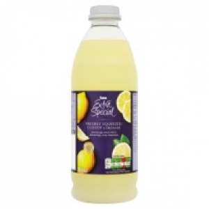 Freshly Squeezed Cloudy Lemonade £2.00