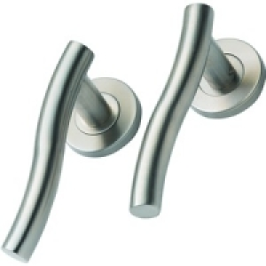Wickes Chicago Round Rose Handle Latch Set Stainless Steel £15.29