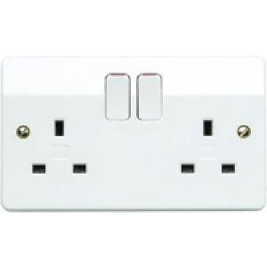 MK 13A DP Switched Double Socket K2747PPK5PK