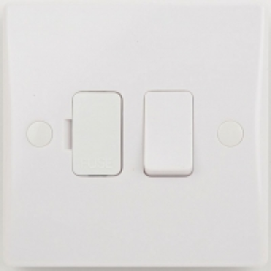 Schneider Ultimate 13AMP Dp Fused Flex Outlet Unit