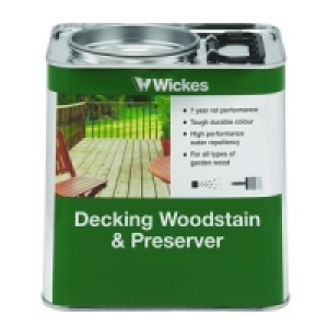Wickes Decking Woodstain & Preserver 2.5L Redwood