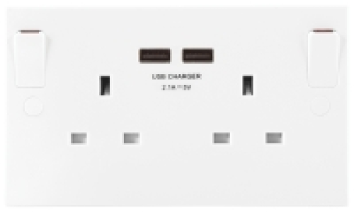 Wickes 13A Double Switched Power Socket with 2 x USB Charger