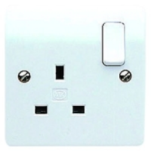 MK 13A Switched Single Socket K2757PPK £2.29
