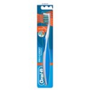 Oral-B Pro Expert Superior Clean 35 Medium Toothbr £2.00
