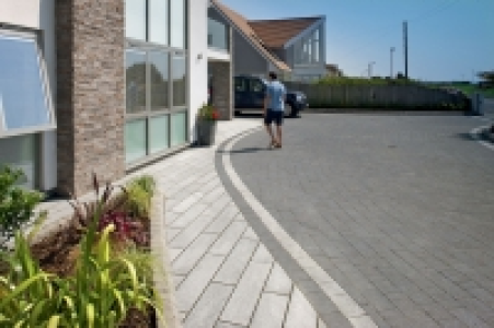 Marshalls Granite Eclipse 17.9m2 Patio Pack - Dark
