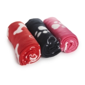 Wilko Pet Blanket Fleece Assorted 120cmx120cm £4.00