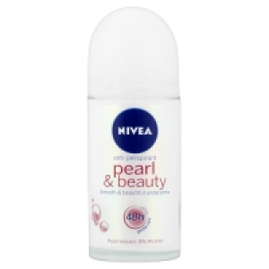 Wilko  Nivea Deodorant Roll On Pearl and Beauty 50ml