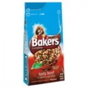 Bakers Complete Dry Dog Food with Beef & Count &pound;9.00