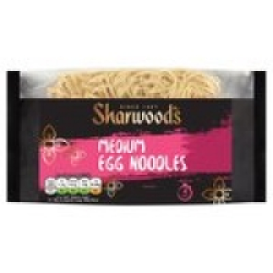 Sharwoods Medium Egg Noodles £1.00