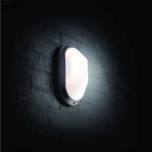Wickes 60W Oval Bulkhead Black £9.99