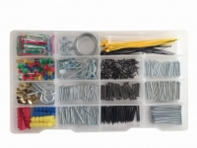 Wickes 500 Piece Hardware Kit