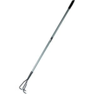 Wickes Long Handle Cultivator Carbon Steel