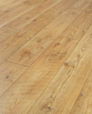Wickes Sonora Light Chestnut Laminate Flooring £41.50