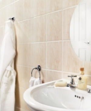 Wickes Florina Beige Gloss Ceramic Wall Tile 200 x 250mm