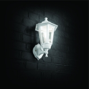 Wickes 60W PIR Wall Lantern White £19.99