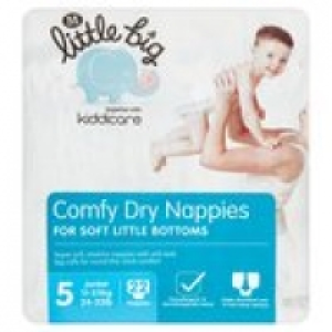 M Little Big Comfy Dry Nappies Size 5 £4.19