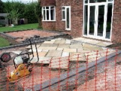 Wickes Barrier Fencing Orange 1m x 50m £24.99