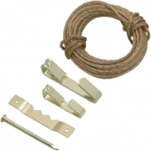 Wickes Picture Hanging Kit Brass