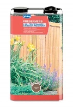 Wickes High Performance Wood Preserver 5L English Oak