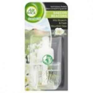 Airwick Brecon Beacons Wild Blossom & Fresh M