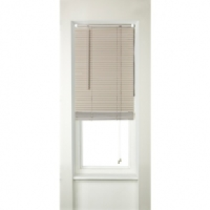 Wooden Venetian Blind 120cm