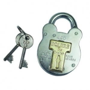 Squire 440 Old English Padlock 4 Lever Steel 52.5mm £5.99