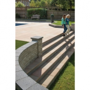 Marshalls Sawn Versuro Smooth Golden Sand Paving Slab Step K