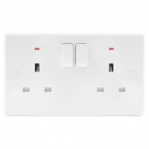Wickes 13A Switched Neon Socket 2 Gang White Slimline £4.99