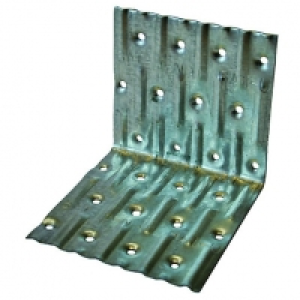 Wickes Galvanised Angled Nail Plate Bracket 76x76mm &pound;0.99