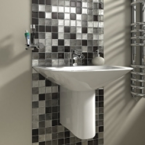 Wickes Black & Silver Leaf Motif Gloss Glass Mosaic Tile She &pound;62.45