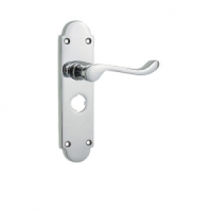 Wickes Vancouver Victorian Shaped Privacy Handle Chrome Fini &pound;18.99
