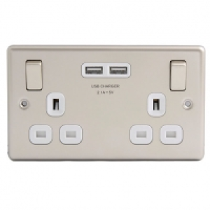 Wickes Pearl Nickel 13 Ampmp 2 Gang Switched Socket with 2 x