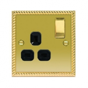 Wickes 13A Switched Socket 1 Gang Georgian Brass Raised Plat