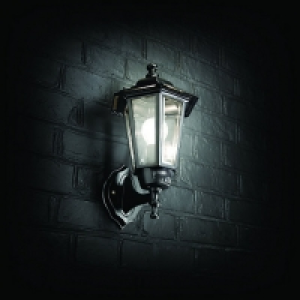 Wickes 60W PIR Wall Lantern Black £19.99