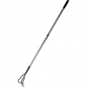 Wickes Long Handle Cultivator Carbon Steel £1.99