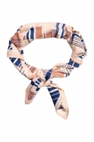 HM   Patterned scarf