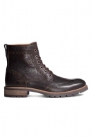 HM   Brogue-patterned leather boots