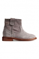 HM   Suede ankle boots