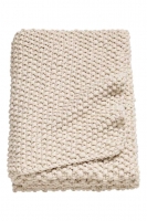 HM   Moss-knit blanket
