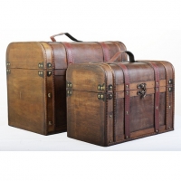 BargainCrazy  Set of 2 Steamer Trunk Treasure Chest Boxes