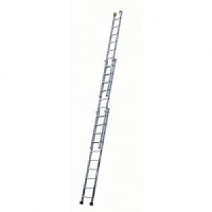 Trade 400 Extension Ladder - 3 section: 3.11m closed height &pound;199.99