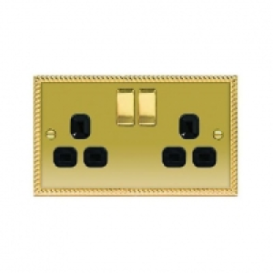Wickes 13A Switched Socket 2 Gang Georgian Brass Raised Plat £9.99