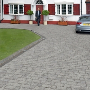 Marshalls Argent Priora Textured Dark Silver Block Paving Dr